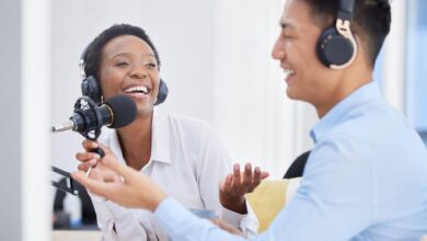 18 Expert Tips For Creating A Successful B2B Podcast