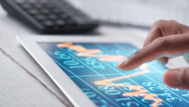 Economic Indicators That Help Predict Market Trends