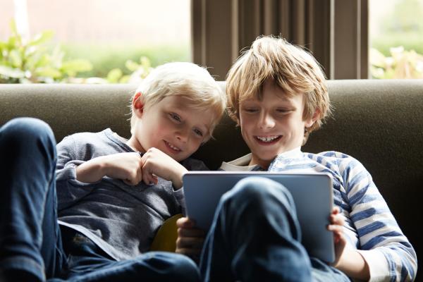 Exclusive surveys: children and money in a digital age Exclusive surveys: children and money in a digital age