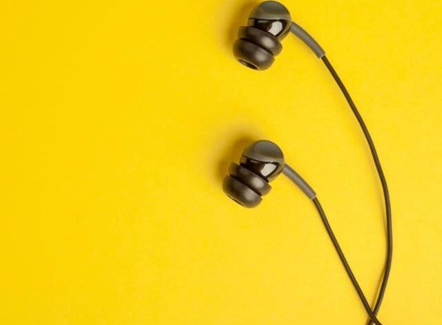 9 Money Podcasts You Should Be Listening To 9 Money Podcasts You Should Be Listening To