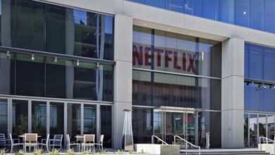 10 Hugely Successful Companies that Reinvented Their Business | CO