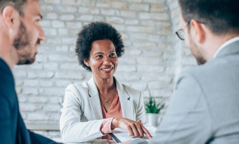 Financial advisor vs. wealth manager: What’s the difference? Financial advisor vs. wealth manager: What’s the difference?