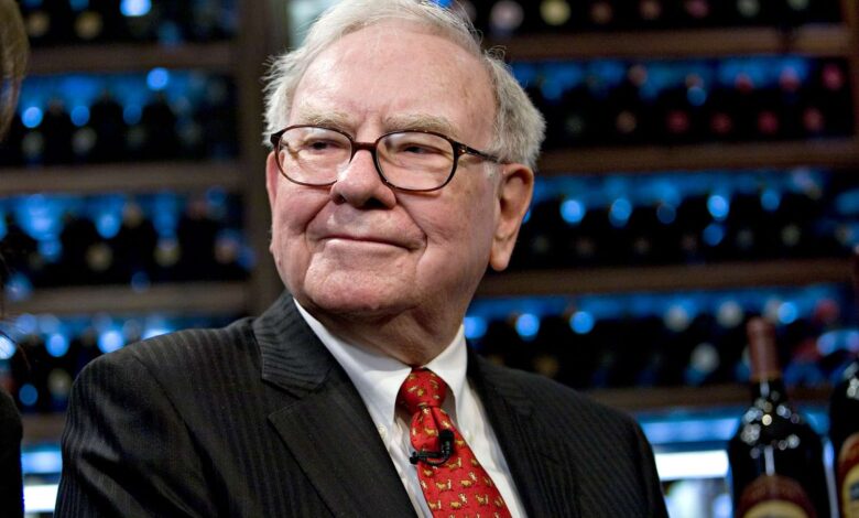5 Simple Investing Moves Warren Buffett Has Used to Become a Billionaire