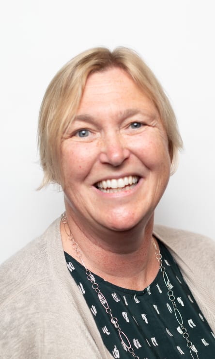 Portrait of Tanya Peterson