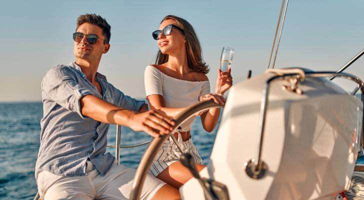 5 money habits of rich Americans to adopt