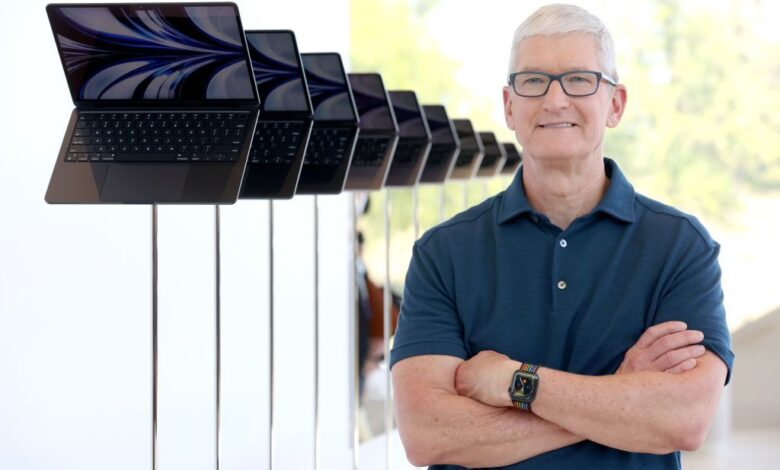 Apple CEO’s Strengths, Reputation, and FAQs Apple CEO’s Strengths, Reputation, and FAQs