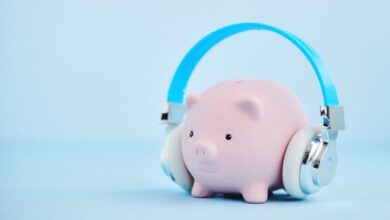 14 Of The Best Finance Podcasts All Investors Should Listen To In September 2025