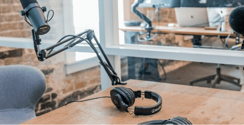 Best Canadian Finance Podcasts (that you’ll actually learn from) Best Canadian Finance Podcasts (that you’ll actually learn from)