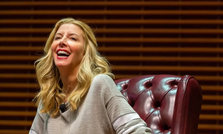Sara Blakely: Start Small, Think Big, Scale Fast Sara Blakely: Start Small, Think Big, Scale Fast
