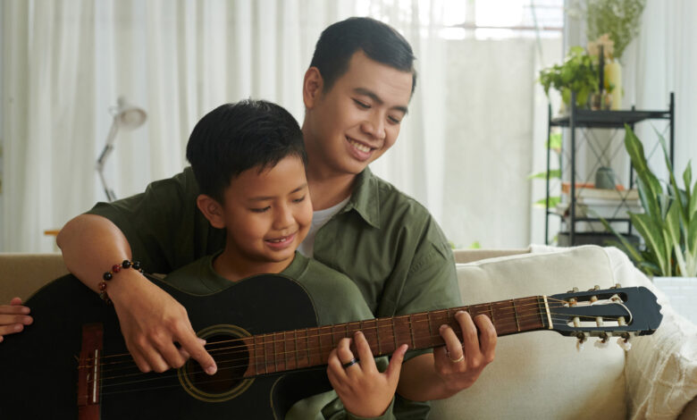 Building a Strong and Connected Family of Wealth: A 10×10 Learning Road Map Building a Strong and Connected Family of Wealth: A 10×10 Learning Road Map
