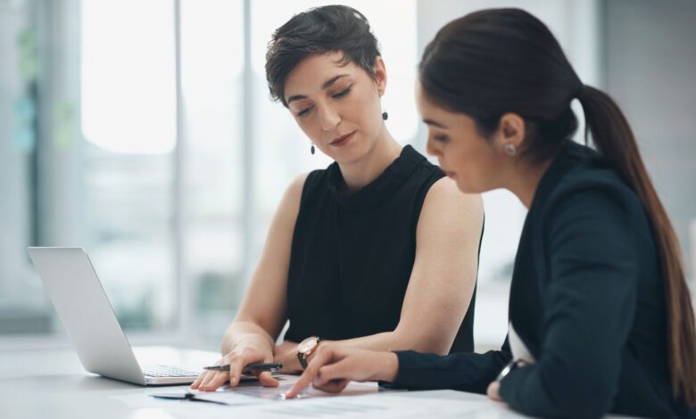 Essential Tips for Aspiring Young Financial Advisors